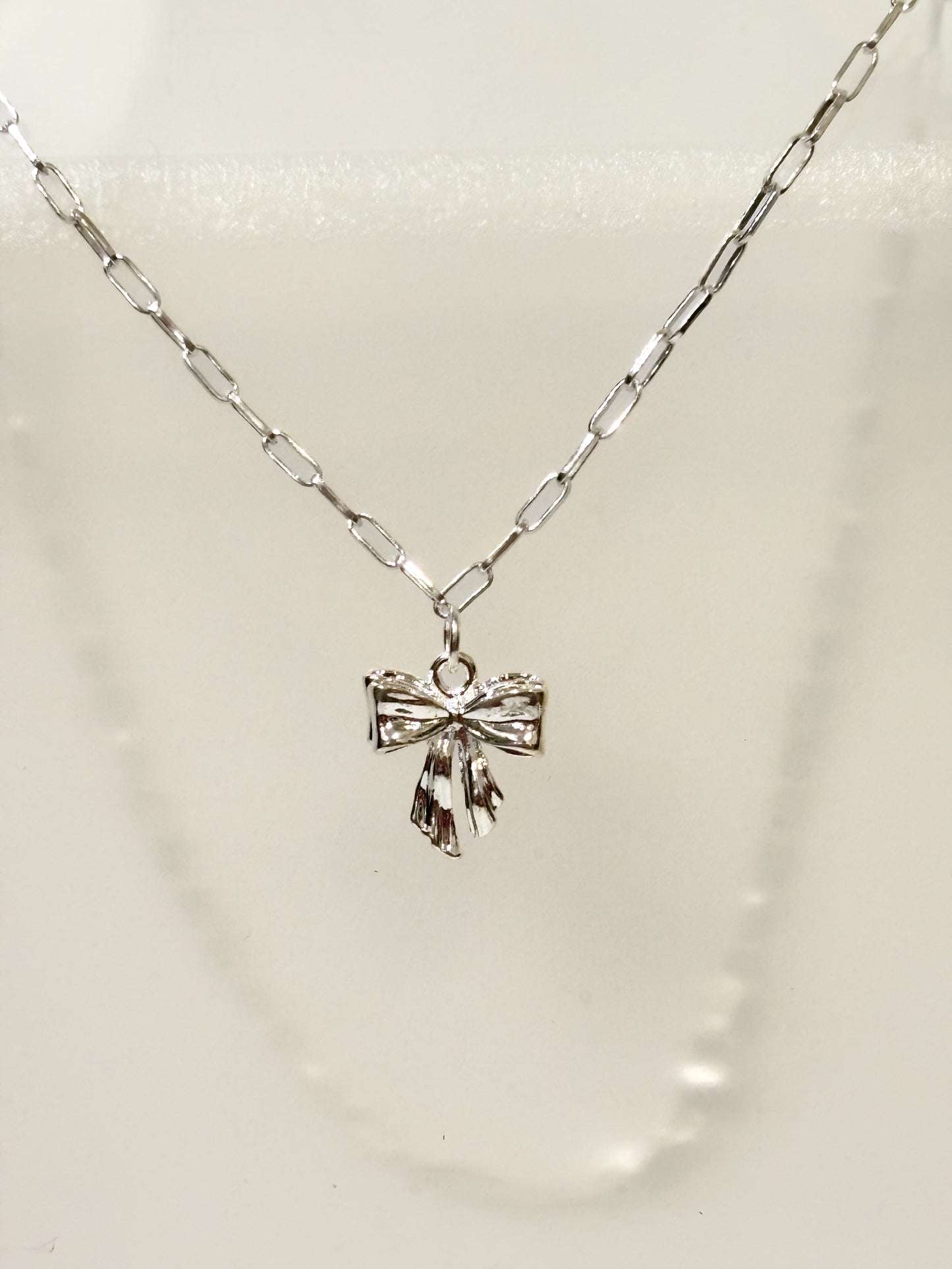 Silver Grace Bow Necklace