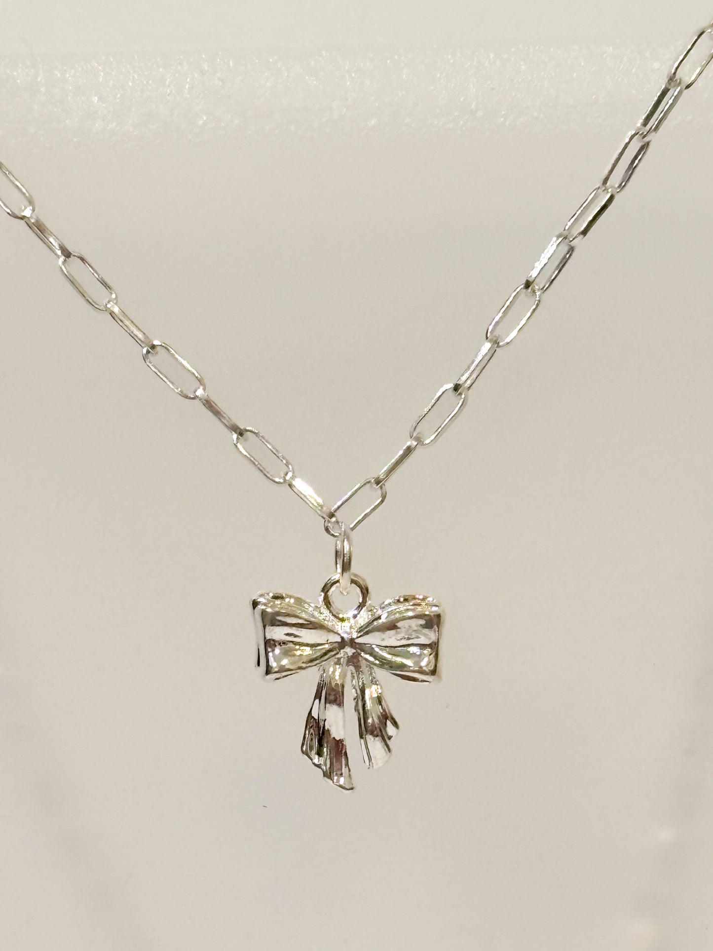 Silver Grace Bow Necklace