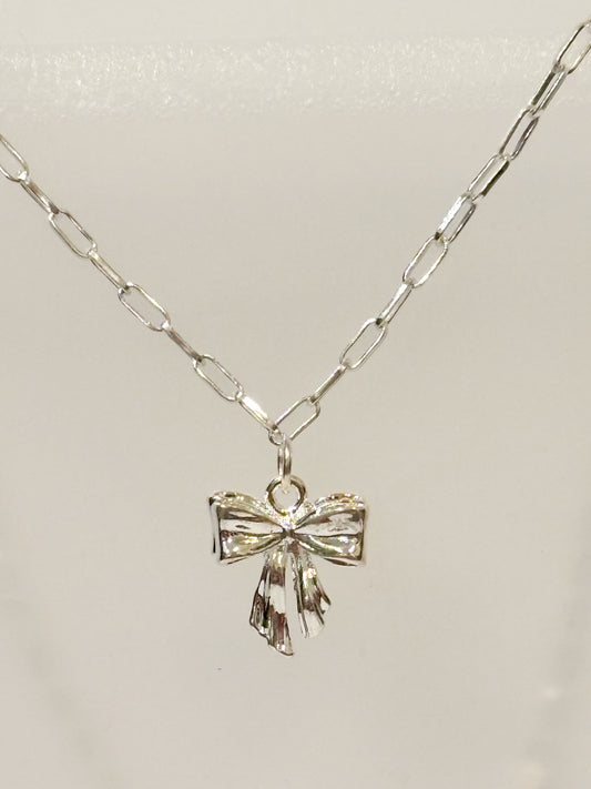 Silver Grace Bow Necklace